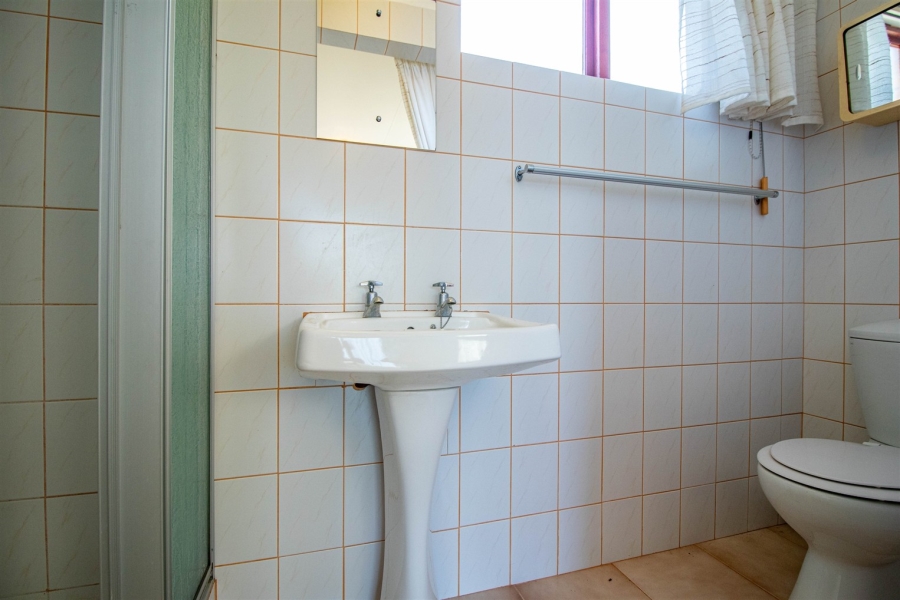 3 Bedroom Property for Sale in Reebok Western Cape